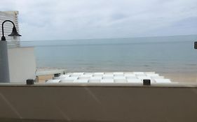 A Due Passi Dal Mare